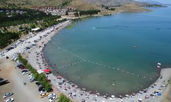 Bayramda ziyaretçi yoğunluğu Hazar Gölü sahillerini canlandırdı