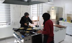 "Hünerli eller"in açtığı Herfene, Erzincan'ın yeni lezzet durağı oldu