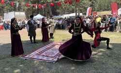 Ardahan'da "5. Hanaklı Aşık Mazlumi Anma Şenlikleri" düzenlendi
