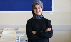 Depremde kaybettiği babasına verdiği sözü tuttu, LGS sınavında tam puan aldı