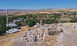 Elazığ'da arkeolojik kazılarda 6 bin yıllık tapınak alanı bulundu