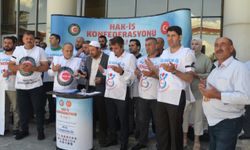 HAK-İŞ Muş'ta şehitler için anma programı düzenledi