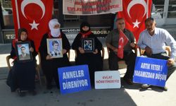 Muşlu aileler DEM Parti önündeki eylemlerini sürdürdü