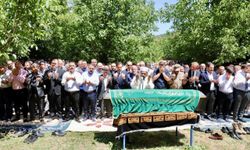 Bitlis Valisi Karakaya, İl Genel Meclis Başkanı Akın'ın cenaze törenine katıldı