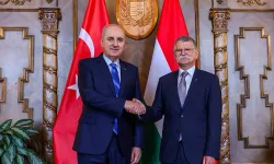 Kurtulmuş, Macaristan'daki mevkidaşıyla görüştü