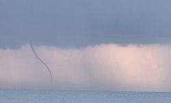 Alanya'da denizde hortum oluştu