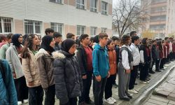 Hizan'da okullarda ara tatil sonrası ilk ders zili çaldı