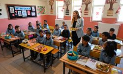 İran sınırındaki okulun öğrencileri çevre bilincini yaşayarak öğreniyor