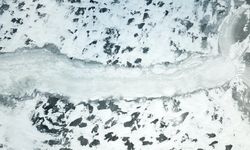 Ağrı'daki Derecek Barajı buzla kaplandı