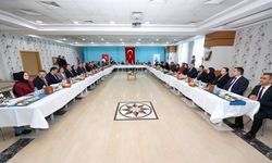 Bitlis'te 'Gönül Elçileri ve Koruyucu Aile Farkındalık Toplantısı' yapıldı