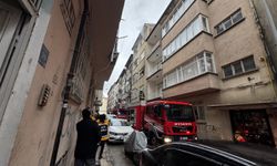 Elazığ'da 4 katlı boş binada çıkan yangın söndürüldü