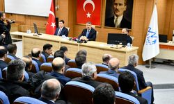 Hakkari'de 'Birbirimize candan bağlıyız' sloganıyla kan bağışı kampanyası başlatıldı