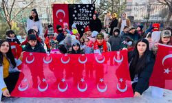 Kars'ta anaokulu öğrencileri Sarıkamış şehitlerini andı