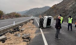Malatya'da devrilen otomobildeki 4 kişi yaralandı