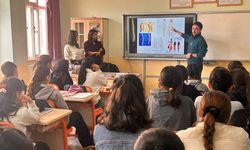 Malazgirt'te öğrencilere yönelik skolyoz taraması sürüyor