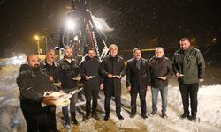 Muş Valisi Çakır, yeni yıla görev başında giren kamu görevlilerini ziyaret etti