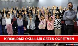 Kırsaldaki Okulları Gezen Öğretmen