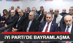 İYİ Parti’de Bayramlaşma