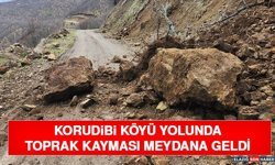 Korudibi Köyü Yolunda Toprak Kayması Meydana Geldi