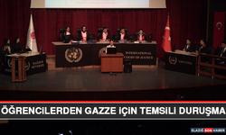 Öğrencilerden Gazze İçin Temsili Duruşma