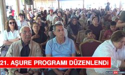 21. Aşure Programına Yoğun İlgi