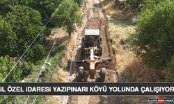 İl Özel İdaresi Yazıpınarı Köyü Yolunda Çalışıyor