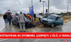 Kütahya'da İki Otomobil Çarpıştı: 2 Ölü, 8 Yaralı
