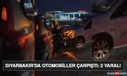 Diyarbakır'da Otomobiller Çarpıştı: 2 Yaralı