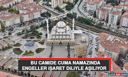 Bu Camide Cuma Namazında Engeller İşaret Diliyle Aşılıyor