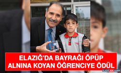 Elazığ’da Bayrağı Öpüp Alnına Koyan Öğrenciye Ödül