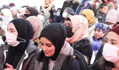 Diyadin’de kadın çığlığı Erbani grubu konseri ilgi gördü