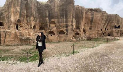 Turizm elçisi Korzay, doğunun Efes’i olarak anılan Dara Antik kenti tanıttı