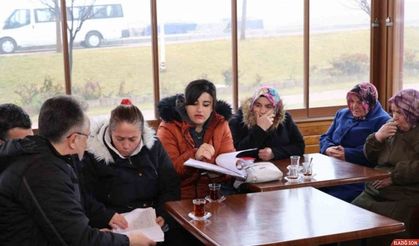 Başkan Savran mahalle mahalle geziyor