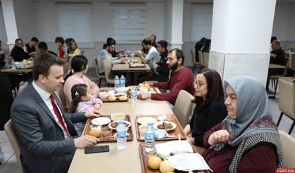 Erzincan’da depremzedelere iftar programı düzenlendi