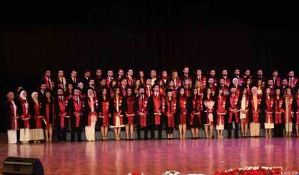 Tıbbiyelilerin mezuniyet coşkusu