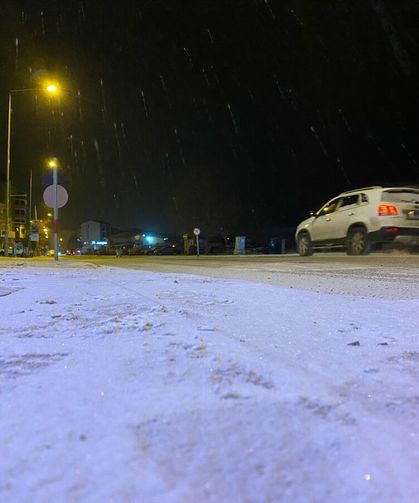 Ardahan merkezinde kar yağışı etkili oldu
