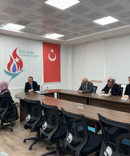 Bulanık Kaymakamı Koşansu, vatandaşlarla bir araya geldi