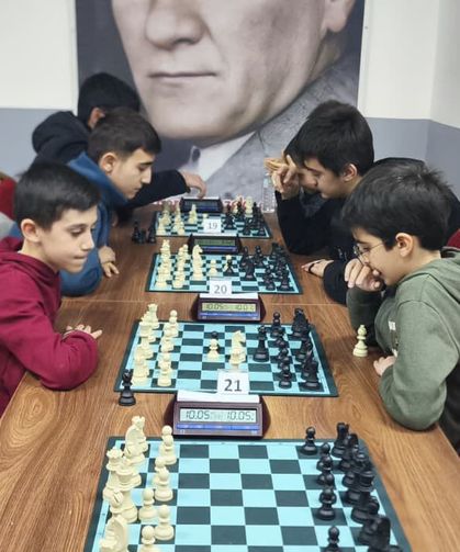 Yeşilay Haftası’nda 102 Sporcu Satrançta Buluştu