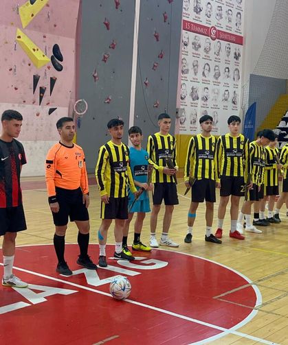 Farklı Branşlarda 918 Sporcu Okul Sporlarında Ter Döktü