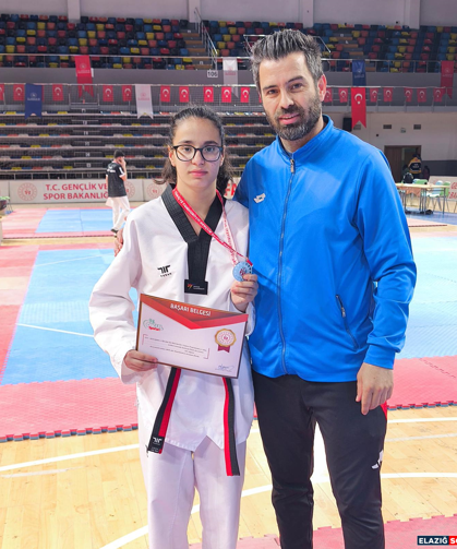 Genç Tekvandocular Şanlıurfa’da Zirveyi Zorladı