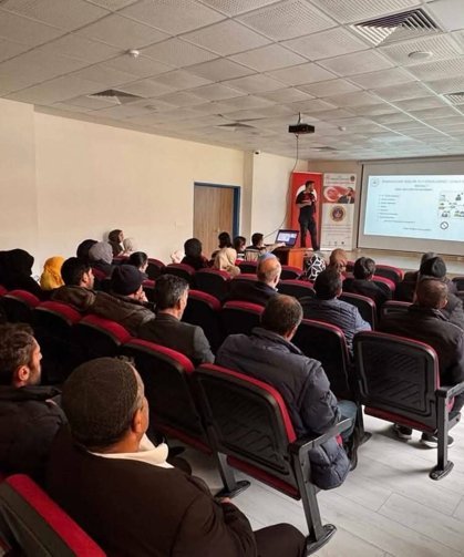 Bingöl'de öğrenci ve velilere şiddetle mücadele eğitimi