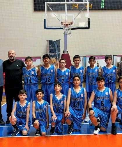 Gençlik ve Spor Kulübü Basketbol Takımı Namağlup Bölge Şampiyonu