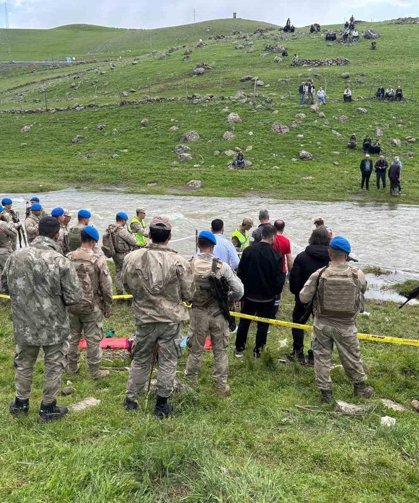 Bingöl'de kayıp emekli öğretmen derede ölü bulundu