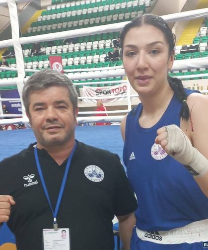 Elazığ Belediyespor Boksörü Nildanur Milli Takım Kampına Davet Edildi