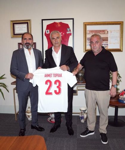 Elazığspor Başkanı Ahmet Toprak'tan, Mecnun Otyakmaz’a Ziyaret