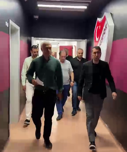 Başkan Toprak, Futbolun Merkezinde