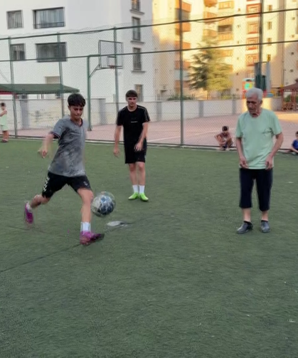Efsane Hıdır Bilek, Geleceğin Yıldızlarını Yetiştiriyor