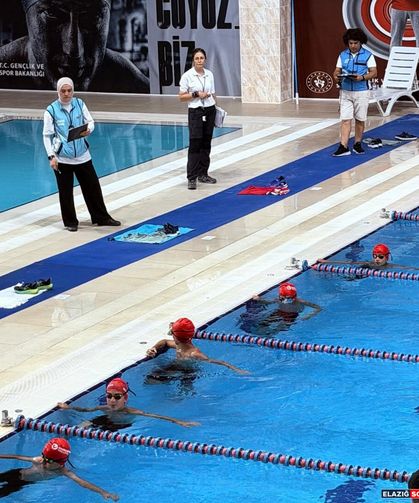 Elazığlı Sporcular Bölgesel Triatlon Ligi’nde Kürsüye Çıktı