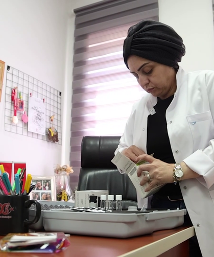 Türkiye'de Tek Olan Kimyager Derya Çambay