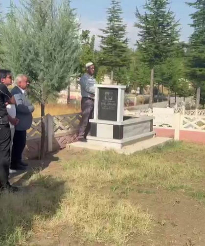 Merhum Oral Arslan Mezarı Başında Anıldı